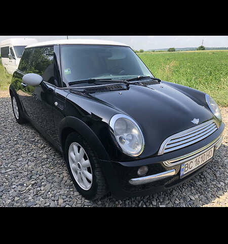 Чорний Міні Hatch, об'ємом двигуна 1.6 л та пробігом 150 тис. км за 4500 $, фото 1 на Automoto.ua