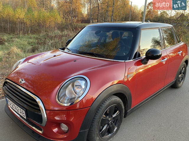 Красный Мини Hatch, объемом двигателя 1.5 л и пробегом 196 тыс. км за 9999 $, фото 1 на Automoto.ua