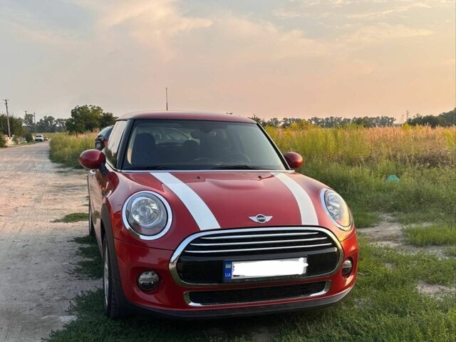 Червоний Міні Hatch, об'ємом двигуна 0 л та пробігом 77 тис. км за 10537 $, фото 1 на Automoto.ua