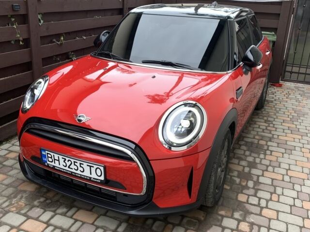Красный Мини Hatch, объемом двигателя 1.5 л и пробегом 29 тыс. км за 16800 $, фото 1 на Automoto.ua