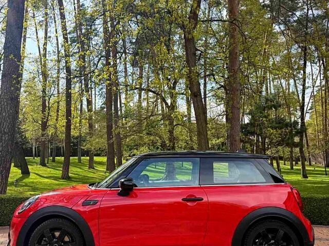 Красный Мини Hatch, объемом двигателя 2 л и пробегом 21 тыс. км за 35000 $, фото 1 на Automoto.ua