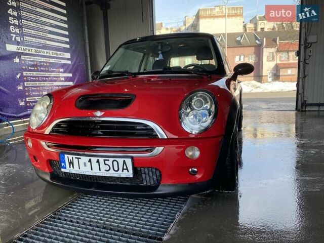 Мини Hatch, объемом двигателя 1.6 л и пробегом 230 тыс. км за 3500 $, фото 1 на Automoto.ua