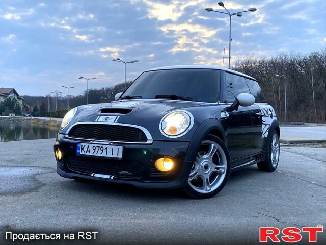 Мини Hatch, объемом двигателя 1.6 л и пробегом 188 тыс. км за 7900 $, фото 1 на Automoto.ua