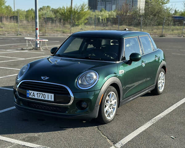 Мини Hatch, объемом двигателя 1.5 л и пробегом 78 тыс. км за 14999 $, фото 1 на Automoto.ua