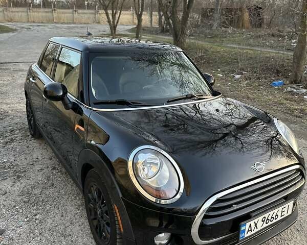 Міні Hatch, об'ємом двигуна 1.5 л та пробігом 46 тис. км за 13200 $, фото 1 на Automoto.ua