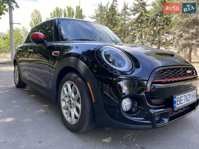 Мини Hatch, объемом двигателя 2 л и пробегом 56 тыс. км за 18450 $, фото 1 на Automoto.ua