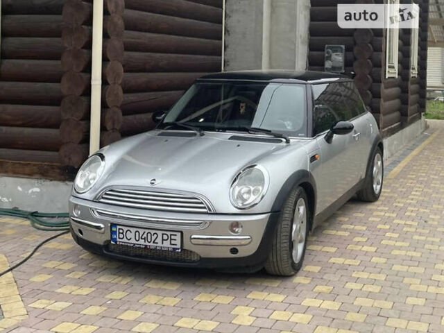 Серый Мини Hatch, объемом двигателя 1.6 л и пробегом 179 тыс. км за 5500 $, фото 1 на Automoto.ua