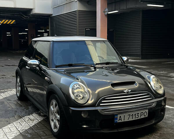 Сірий Міні Hatch, об'ємом двигуна 1.6 л та пробігом 224 тис. км за 7100 $, фото 1 на Automoto.ua