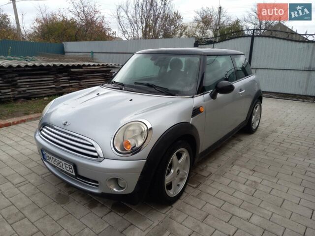 Серый Мини Hatch, объемом двигателя 1.6 л и пробегом 231 тыс. км за 5300 $, фото 1 на Automoto.ua