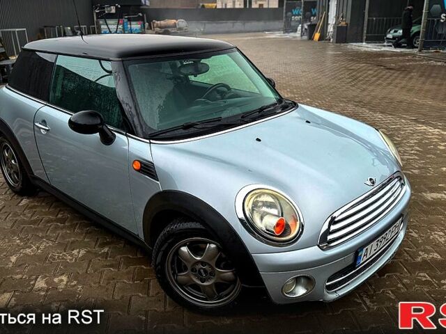 Сірий Міні Hatch, об'ємом двигуна 1.6 л та пробігом 167 тис. км за 6800 $, фото 1 на Automoto.ua