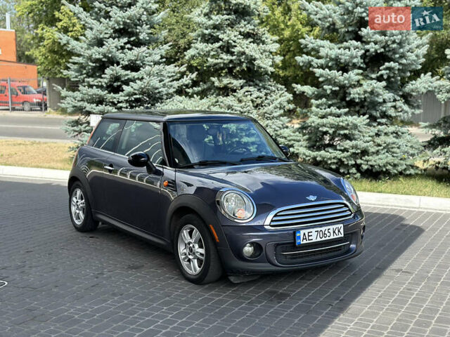 Серый Мини Hatch, объемом двигателя 1.6 л и пробегом 172 тыс. км за 8300 $, фото 1 на Automoto.ua