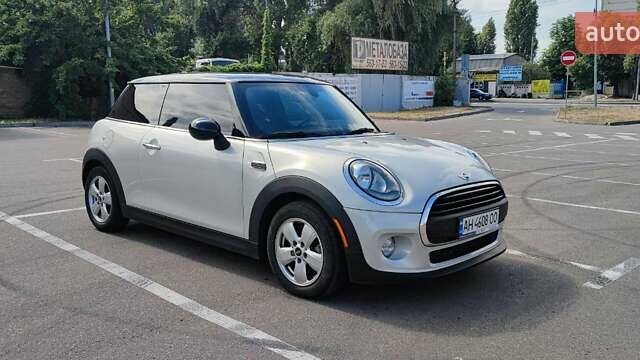 Серый Мини Hatch, объемом двигателя 1.5 л и пробегом 44 тыс. км за 14500 $, фото 1 на Automoto.ua