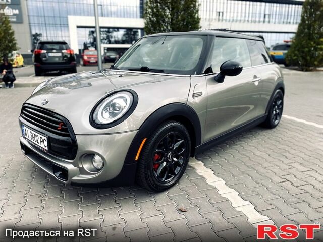 Серый Мини Hatch, объемом двигателя 1.5 л и пробегом 86 тыс. км за 16000 $, фото 1 на Automoto.ua