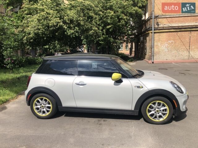 Сірий Міні Hatch, об'ємом двигуна 0 л та пробігом 1 тис. км за 30999 $, фото 1 на Automoto.ua