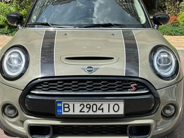 Серый Мини Hatch, объемом двигателя 2 л и пробегом 28 тыс. км за 20500 $, фото 1 на Automoto.ua