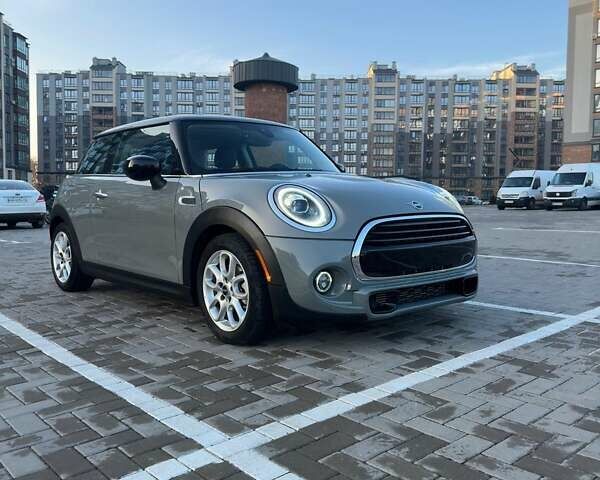 Серый Мини Hatch, объемом двигателя 1.5 л и пробегом 28 тыс. км за 19999 $, фото 1 на Automoto.ua