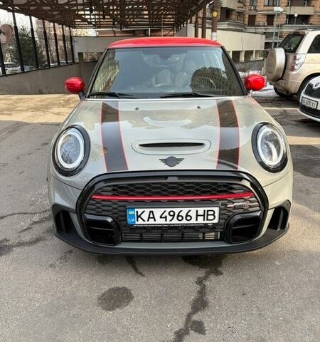 Сірий Міні Hatch, об'ємом двигуна 2 л та пробігом 21 тис. км за 32000 $, фото 1 на Automoto.ua