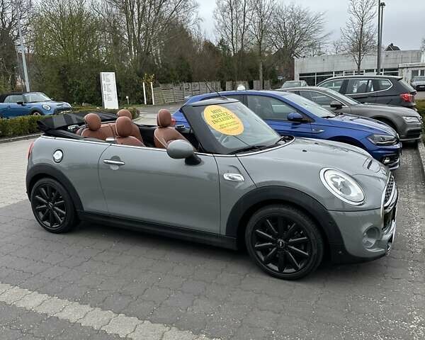 Сірий Міні Hatch, об'ємом двигуна 2 л та пробігом 90 тис. км за 28000 $, фото 1 на Automoto.ua