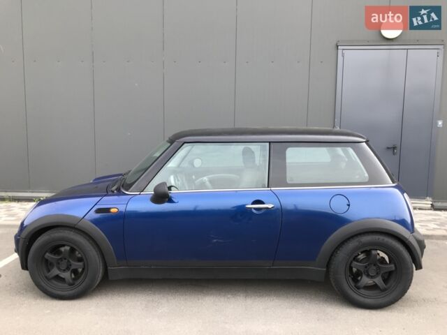 Синій Міні Hatch, об'ємом двигуна 1.6 л та пробігом 120 тис. км за 3500 $, фото 1 на Automoto.ua