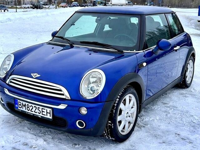 Синій Міні Hatch, об'ємом двигуна 1.6 л та пробігом 186 тис. км за 4800 $, фото 1 на Automoto.ua