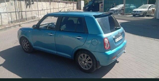 Синий Мини Hatch, объемом двигателя 1 л и пробегом 250 тыс. км за 3210 $, фото 1 на Automoto.ua