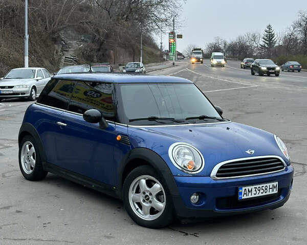 Синій Міні Hatch, об'ємом двигуна 1.4 л та пробігом 162 тис. км за 5200 $, фото 1 на Automoto.ua