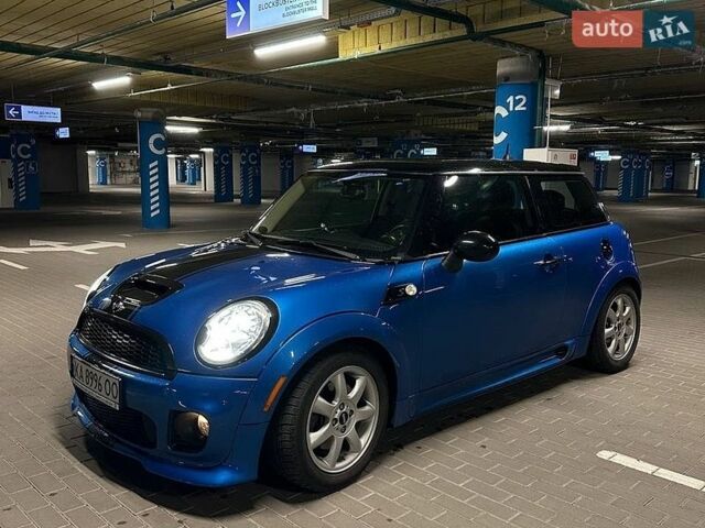 Синій Міні Hatch, об'ємом двигуна 1.6 л та пробігом 185 тис. км за 8300 $, фото 1 на Automoto.ua