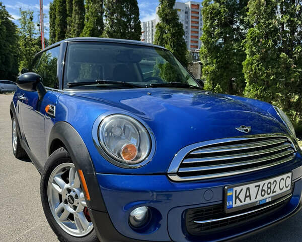 Синий Мини Hatch, объемом двигателя 1.6 л и пробегом 156 тыс. км за 7700 $, фото 1 на Automoto.ua