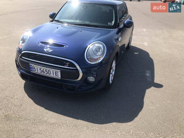 Синий Мини Hatch, объемом двигателя 2 л и пробегом 120 тыс. км за 15800 $, фото 1 на Automoto.ua