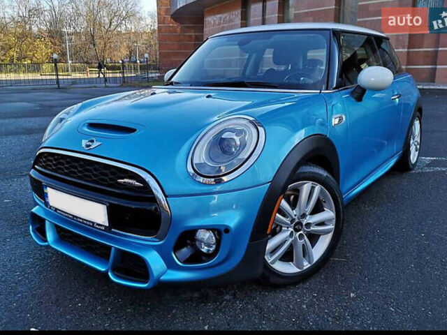 Синий Мини Hatch, объемом двигателя 2 л и пробегом 120 тыс. км за 12200 $, фото 1 на Automoto.ua