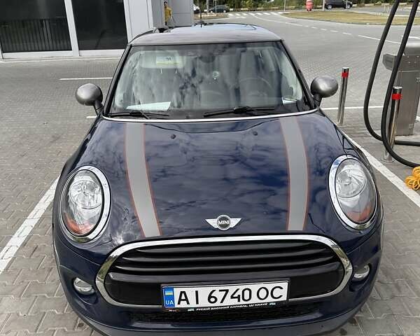 Синій Міні Hatch, об'ємом двигуна 1.5 л та пробігом 49 тис. км за 17611 $, фото 1 на Automoto.ua