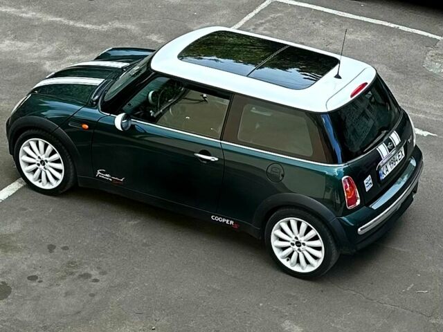 Зеленый Мини Hatch, объемом двигателя 1.6 л и пробегом 265 тыс. км за 5500 $, фото 1 на Automoto.ua