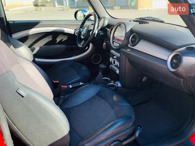 Зеленый Мини Hatch, объемом двигателя 1.6 л и пробегом 135 тыс. км за 7700 $, фото 1 на Automoto.ua