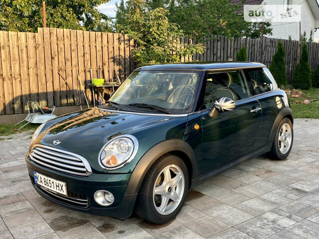 Зелений Міні Hatch, об'ємом двигуна 1.6 л та пробігом 110 тис. км за 8000 $, фото 1 на Automoto.ua