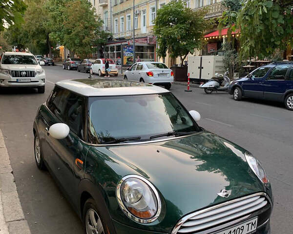 Зеленый Мини Hatch, объемом двигателя 1.5 л и пробегом 96 тыс. км за 11000 $, фото 1 на Automoto.ua