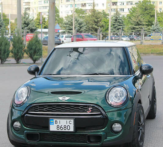 Зеленый Мини Hatch, объемом двигателя 2 л и пробегом 89 тыс. км за 16500 $, фото 1 на Automoto.ua