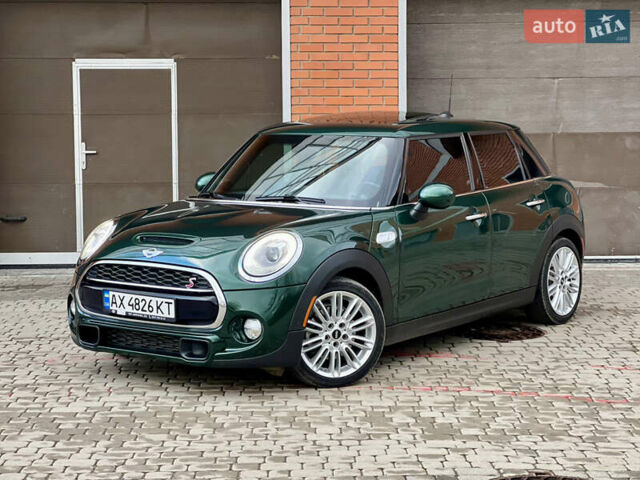 Зеленый Мини Hatch, объемом двигателя 2 л и пробегом 78 тыс. км за 15750 $, фото 1 на Automoto.ua