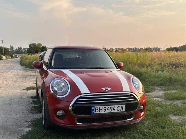 Червоний Міні Mini, об'ємом двигуна 1.5 л та пробігом 76 тис. км за 11978 $, фото 1 на Automoto.ua