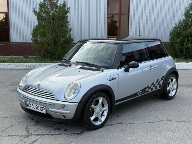 Сірий Міні One, об'ємом двигуна 1.6 л та пробігом 160 тис. км за 3800 $, фото 1 на Automoto.ua