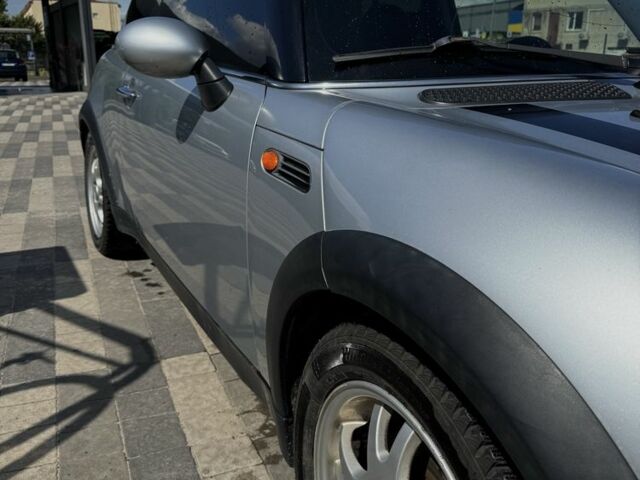 Сірий Міні One, об'ємом двигуна 1.6 л та пробігом 225 тис. км за 4200 $, фото 1 на Automoto.ua