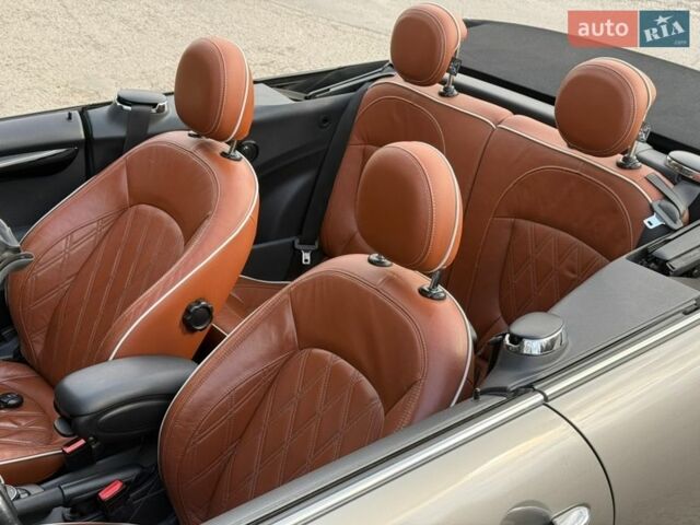 Серый Мини Convertible, объемом двигателя 2 л и пробегом 84 тыс. км за 18500 $, фото 1 на Automoto.ua