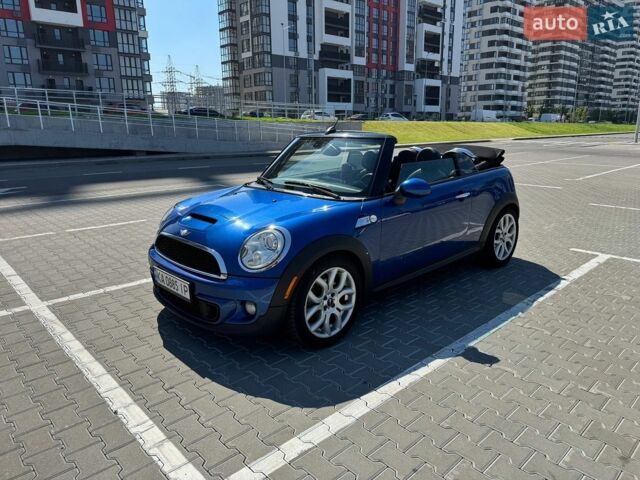 Синій Міні Convertible, об'ємом двигуна 1.6 л та пробігом 215 тис. км за 9099 $, фото 1 на Automoto.ua