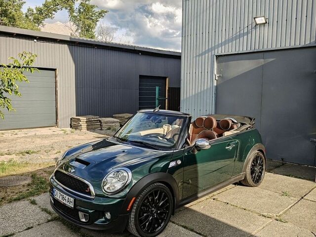 Зелений Міні Convertible, об'ємом двигуна 1.6 л та пробігом 195 тис. км за 9499 $, фото 1 на Automoto.ua