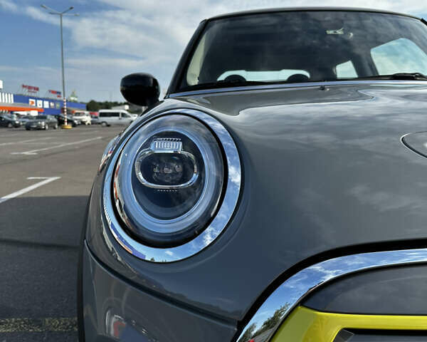 Серый Мини Electric, объемом двигателя 0 л и пробегом 20 тыс. км за 18700 $, фото 1 на Automoto.ua