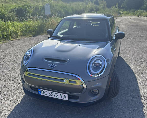 Серый Мини Electric, объемом двигателя 0 л и пробегом 50 тыс. км за 17700 $, фото 1 на Automoto.ua