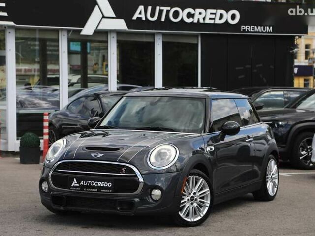 Міні John Cooper Works, об'ємом двигуна 2 л та пробігом 82 тис. км за 14700 $, фото 1 на Automoto.ua