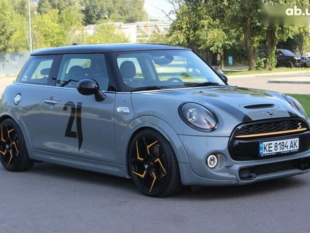 Сірий Міні John Cooper Works, об'ємом двигуна 2 л та пробігом 130 тис. км за 16999 $, фото 1 на Automoto.ua