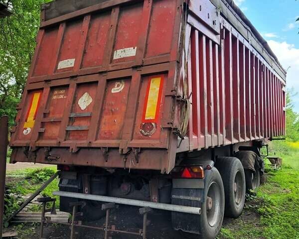 Красный МОЛ МОЛ, объемом двигателя 0 л и пробегом 100 тыс. км за 9500 $, фото 1 на Automoto.ua