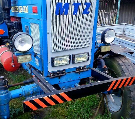 Синий МТЗ 80, объемом двигателя 48 л и пробегом 0 тыс. км за 5500 $, фото 1 на Automoto.ua
