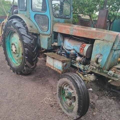 МТЗ Другая, объемом двигателя 5 л и пробегом 1000 тыс. км за 3000 $, фото 1 на Automoto.ua